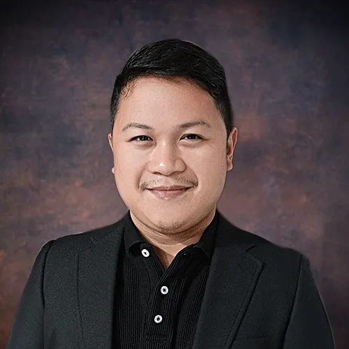 Joepet A. Macariola, Chief Executive Officer at Jewelry Photo Magic